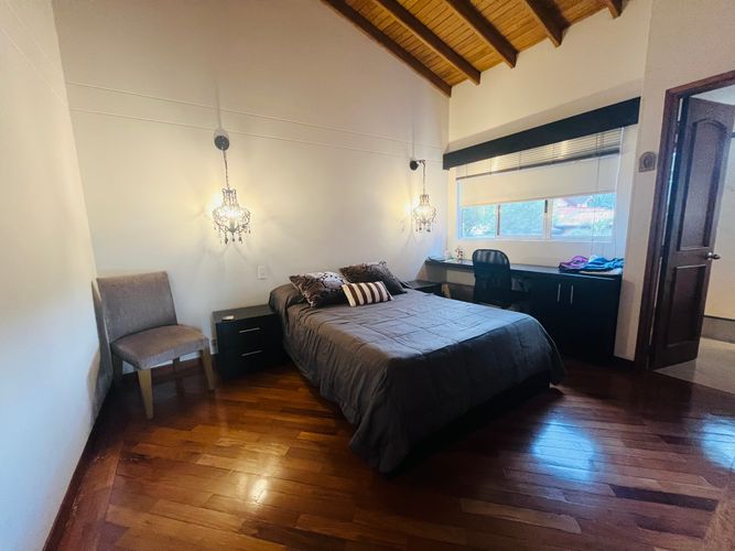 Casa de 4 alcobas en venta en Loma Benedictinos, Envigado, 285 m² · foto 22 de 24