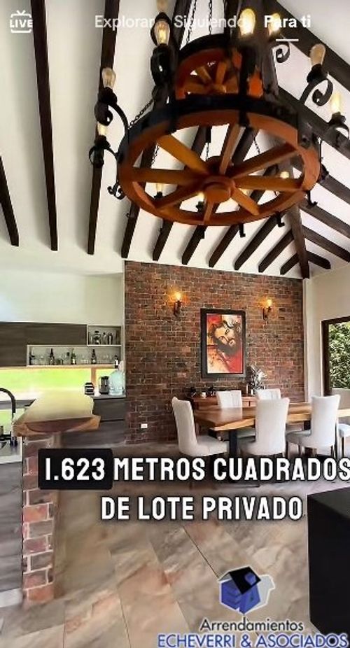 Casa de 4 alcobas en venta en Loma Del Escobero, Envigado, 1623 m² · foto 15 de 18