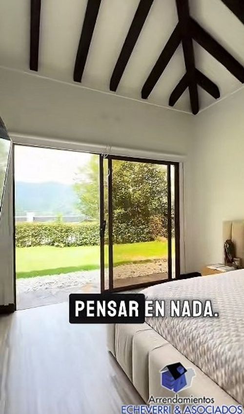 Casa de 4 alcobas en venta en Loma Del Escobero, Envigado, 1623 m² · foto 17 de 18