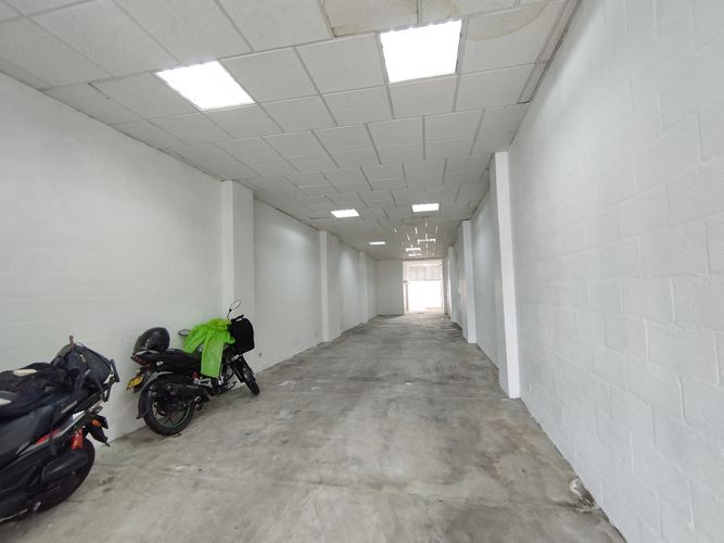 Local en arriendo en Camino Verde, Envigado, 140 m² · foto 3 de 8