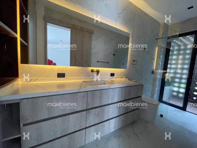 Apartamento de 4 alcobas en arriendo en El Chuscal, El Retiro, 400 m² · foto 12 de 24