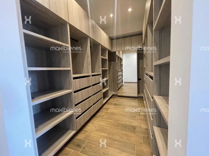 Apartamento de 4 alcobas en arriendo en El Chuscal, El Retiro, 400 m² · foto 16 de 24