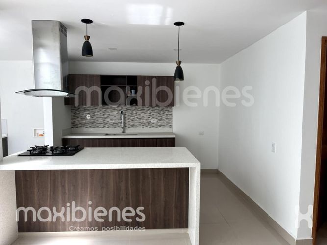 Casa de 2 alcobas en venta en La Ceja, 153 m² · foto 2 de 24