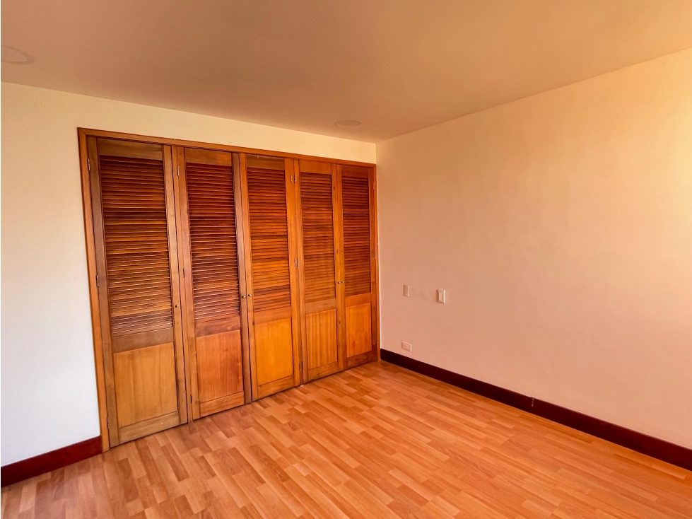 Apartamento en arriendo en La Calera, Medellín · foto 11 de 18