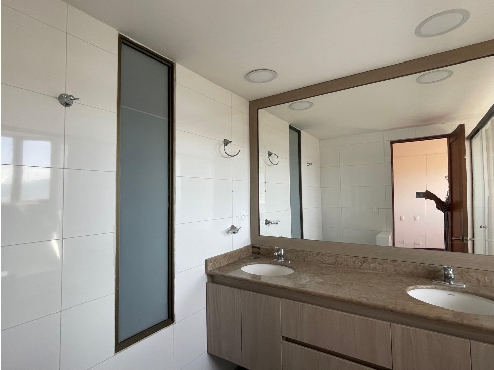 Apartamento en arriendo en La Calera, Medellín · foto 16 de 18