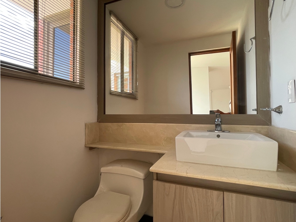 Apartamento en arriendo en La Calera, Medellín · foto 17 de 18