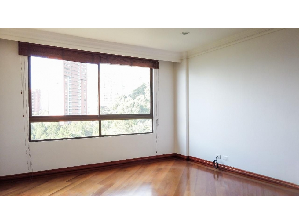 Apartamento en arriendo en El Tesoro, Medellín · foto 5 de 10