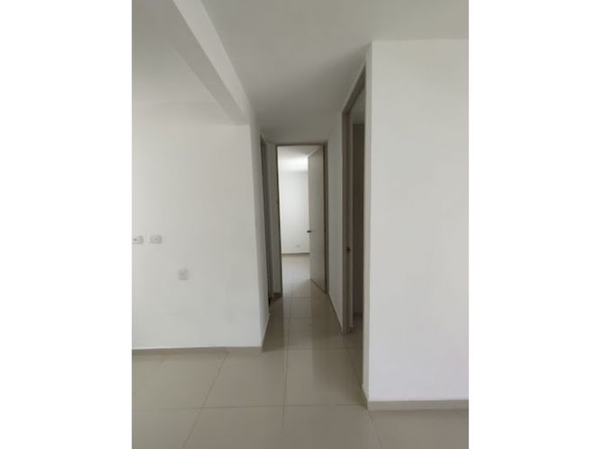 Apartamento de 2 alcobas en venta en Bochalema, Cali, 59 m² · foto 2 de 15