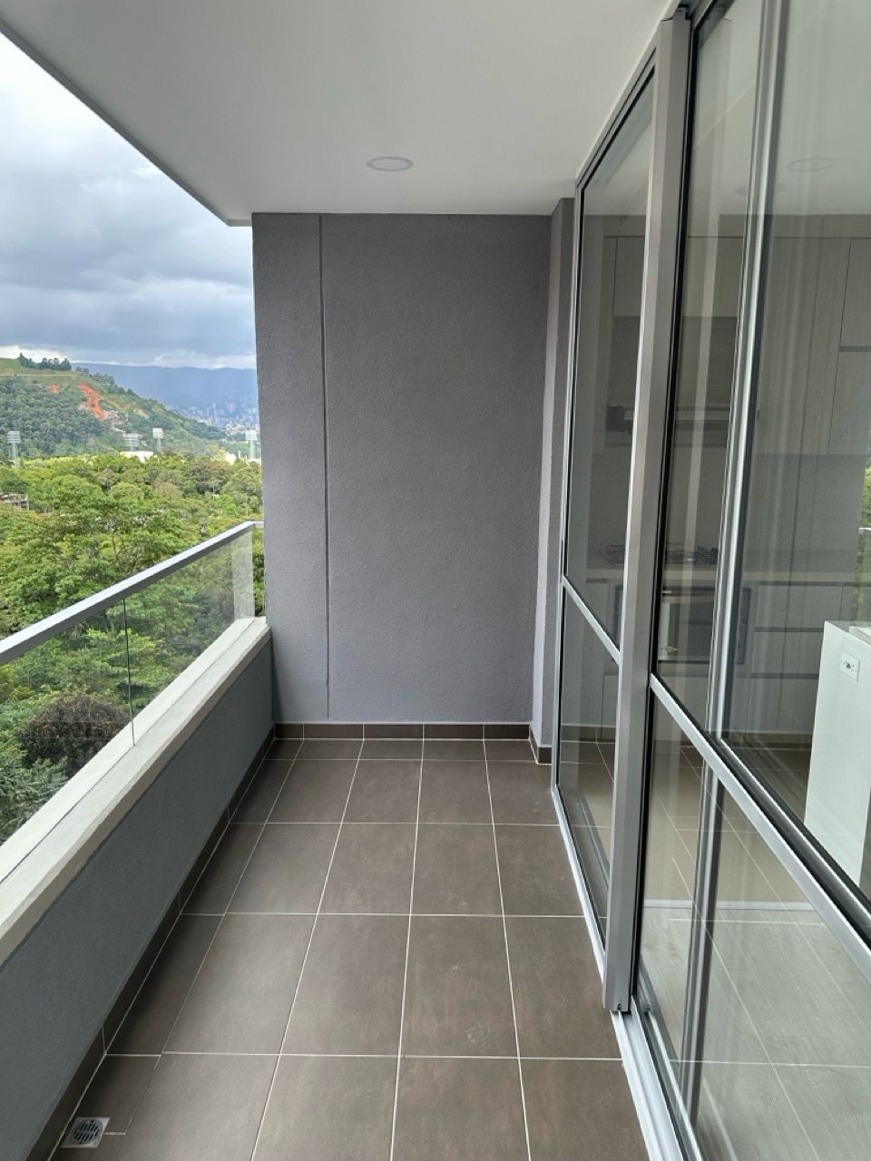 Apartamento en venta en Ditaires, Itagüí · foto 3 de 24