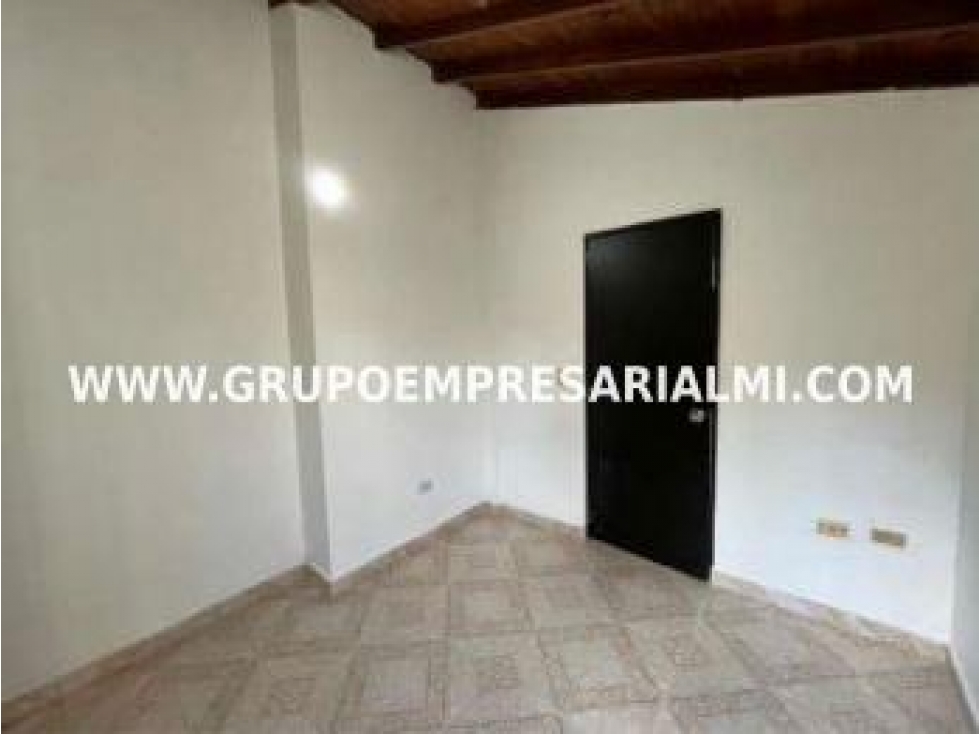 Apartaestudio en venta en Robledo, Medellín 3