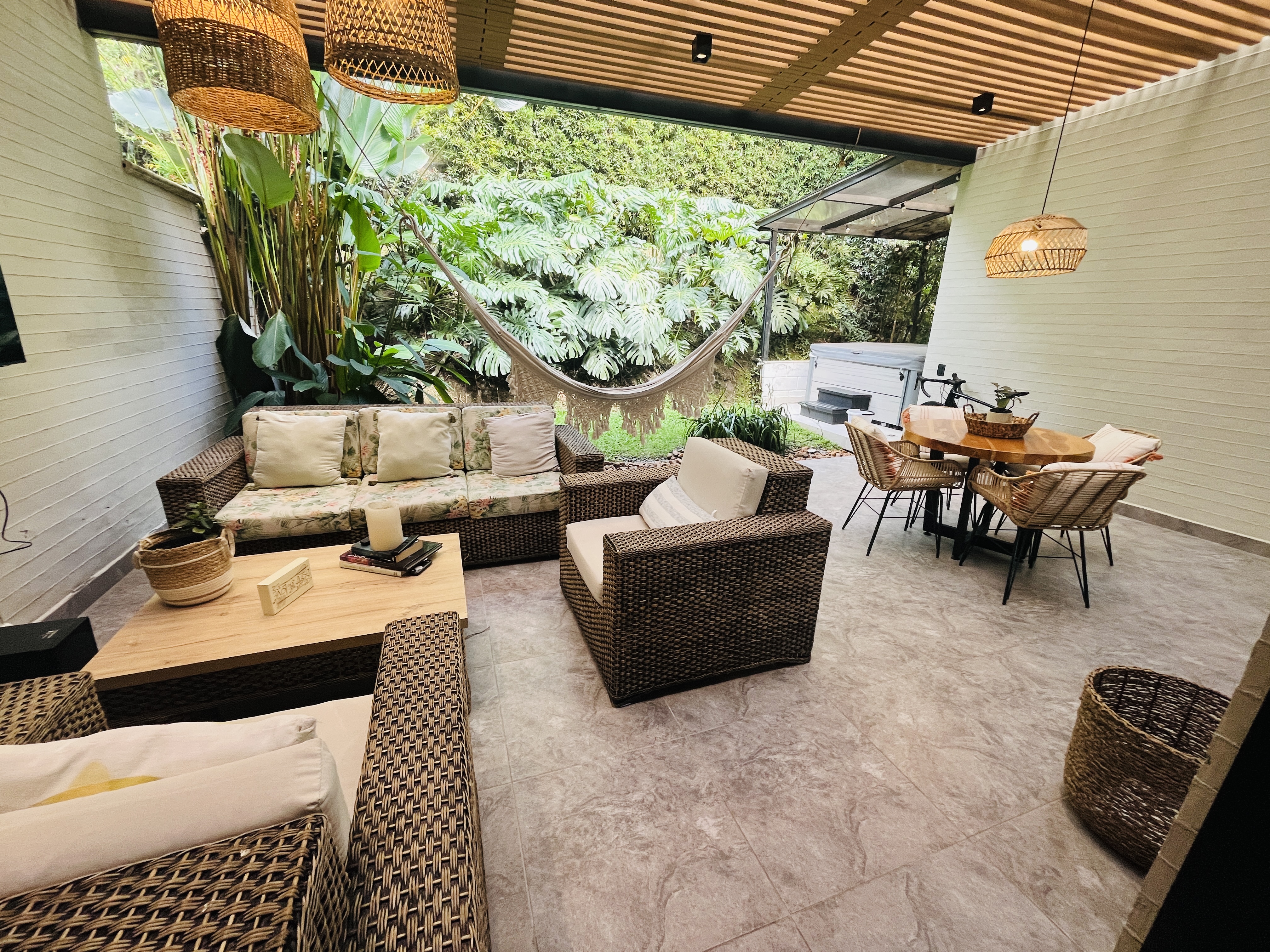 Casa en venta en El Poblado, Medellín 3