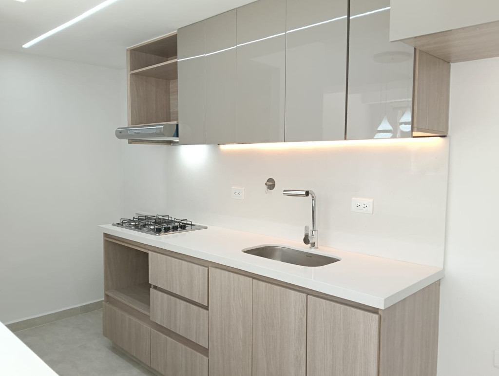 Apartamento en arriendo en Centro, Rionegro · foto 3 de 19