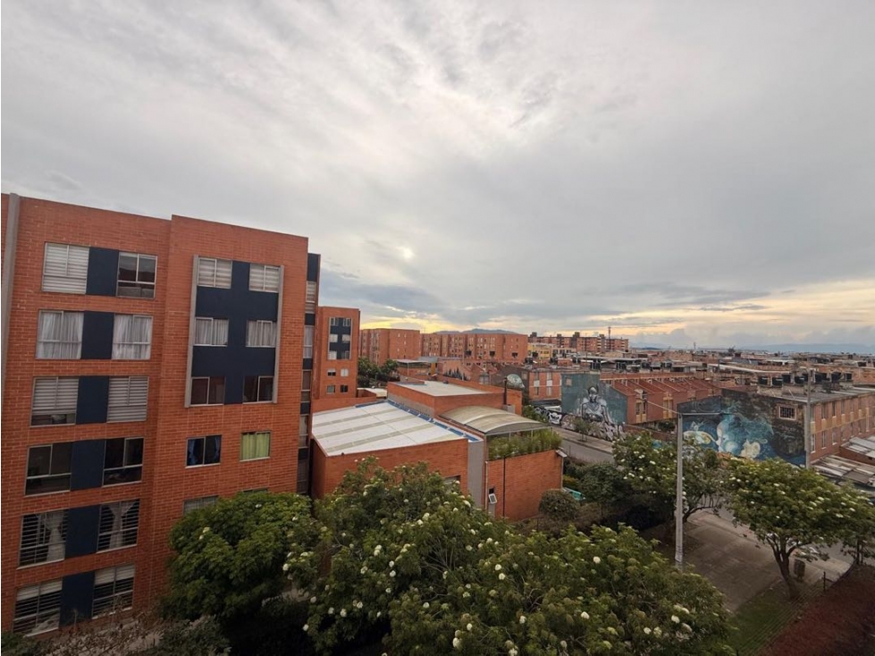 Apartamento en venta en La Cumbre, Mosquera · foto 2 de 5