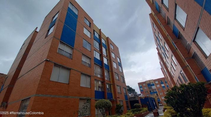 Apartamento en venta en Britalia, Bogotá · foto 2 de 17