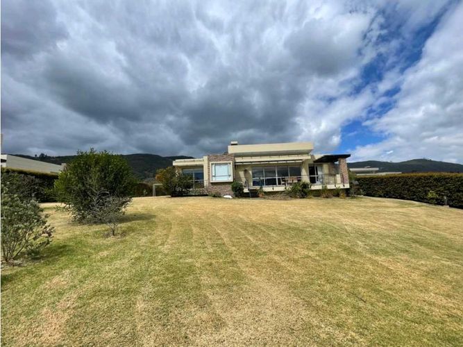 Casa de 4 alcobas en venta en La Violeta, Sopó, 287 m² · foto 4 de 24