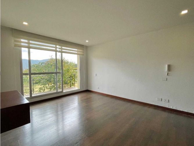 Casa de 4 alcobas en venta en La Violeta, Sopó, 287 m² · foto 12 de 24