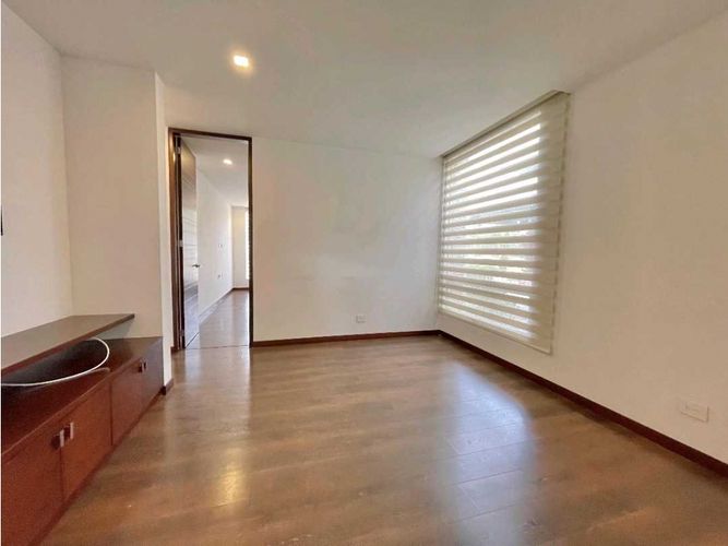Casa de 4 alcobas en venta en La Violeta, Sopó, 287 m² · foto 17 de 24