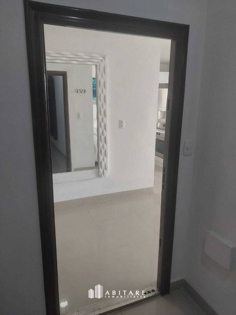 Apartamento en arriendo en El Laguito, Cartagena · foto 4 de 24