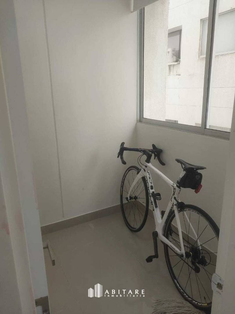 Apartamento en arriendo en El Laguito, Cartagena · foto 23 de 24