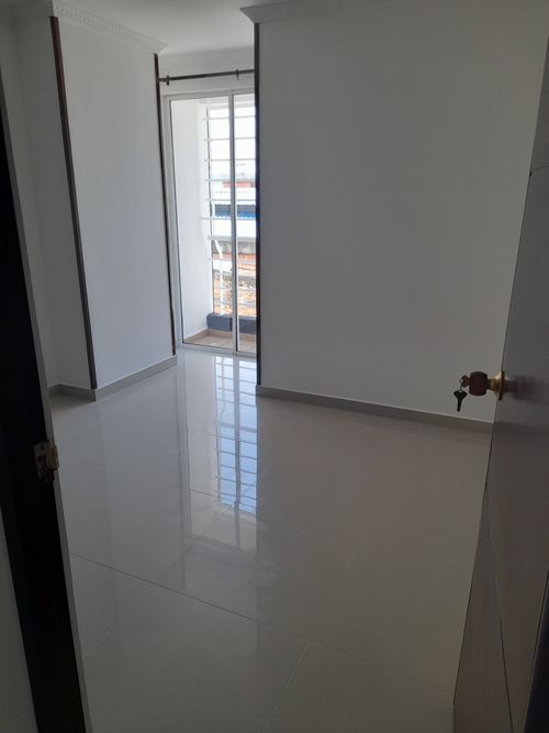Apartamento de 2 alcobas en venta en Universidad, Bucaramanga, 54 m² · foto 10 de 14