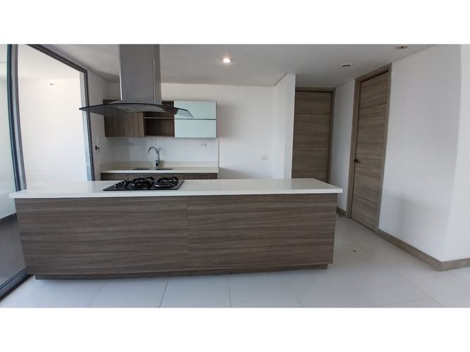 Apartamento de 2 alcobas en arriendo en Castropol, Medellín, 113 m² · foto 5 de 17