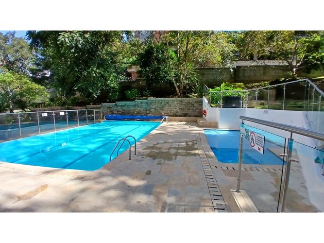 Apartamento de 2 alcobas en arriendo en Castropol, Medellín, 113 m² · foto 15 de 17