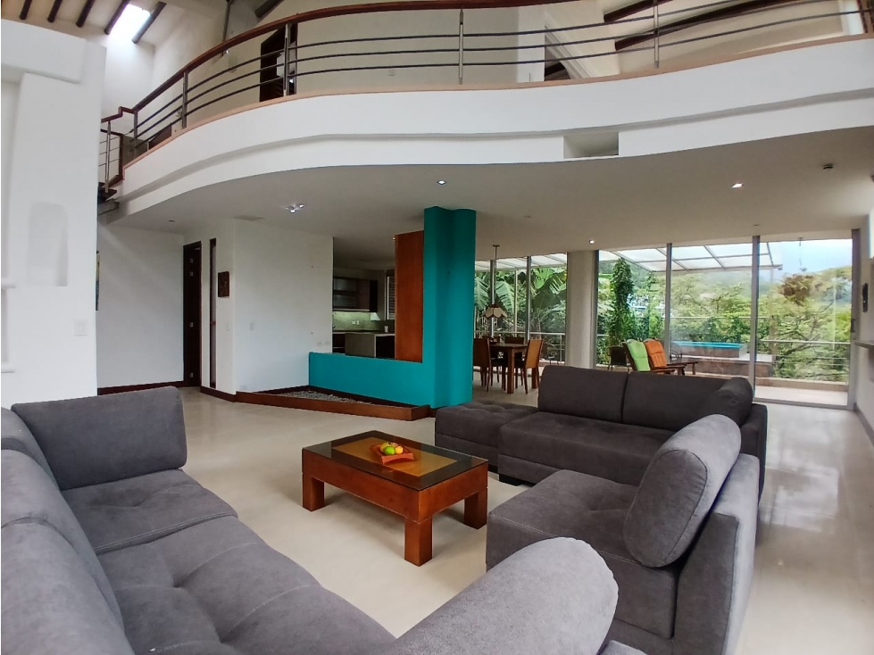 Casa en arriendo en Escobero, Medellín · foto 2 de 24