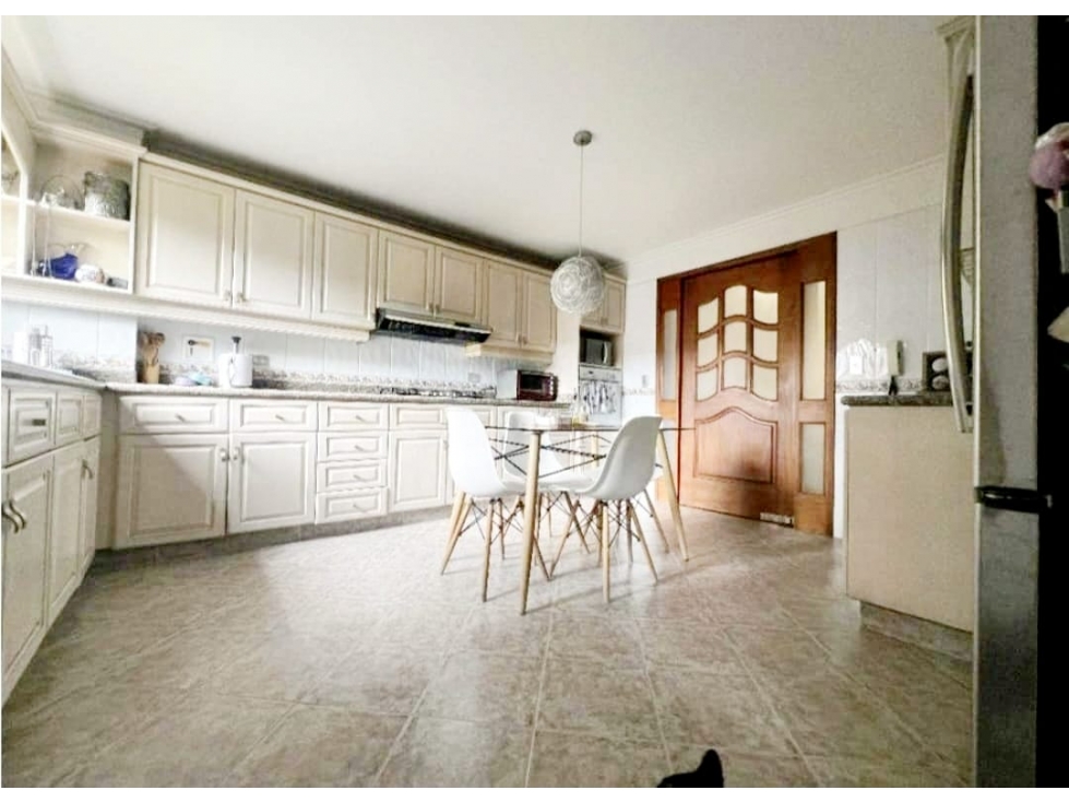 Casa en arriendo en La Calera, Medellín · foto 8 de 23