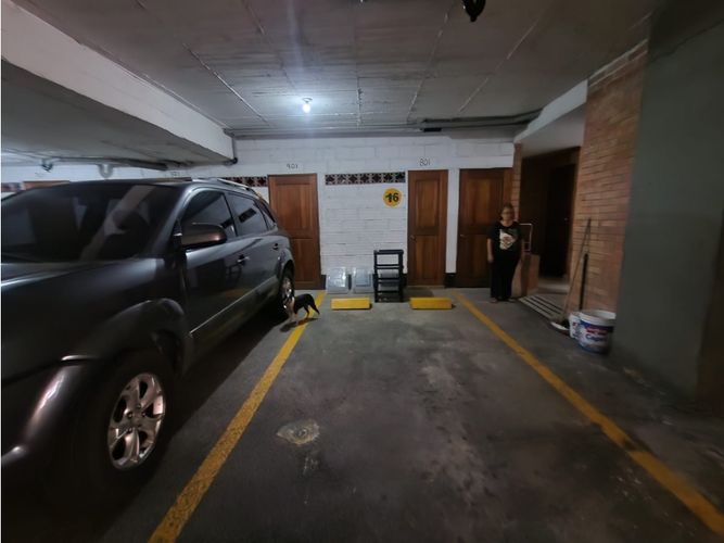 Apartamento de 3 alcobas en arriendo en El Nogal- Los Almendros, Medellín, 110 m² · foto 14 de 15