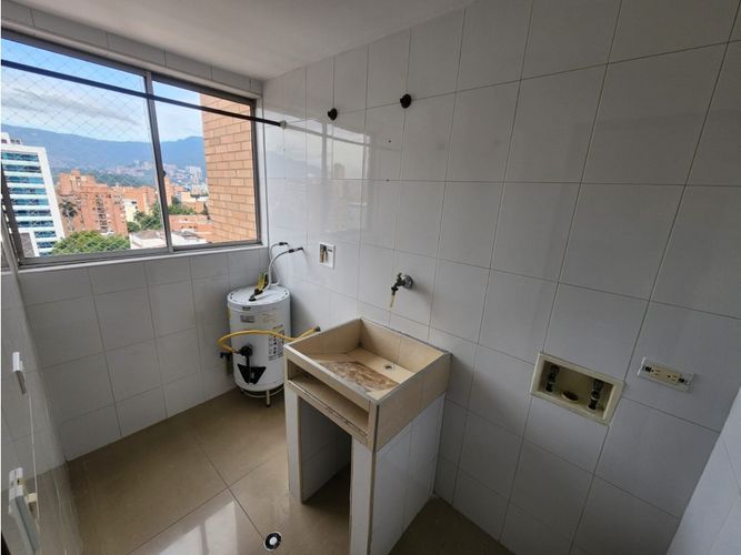 Apartamento de 3 alcobas en arriendo en El Nogal- Los Almendros, Medellín, 110 m² · foto 15 de 15