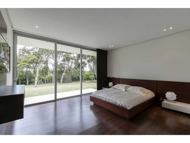 Casa de 4 alcobas en venta en Guayabito, Medellín, 670 m² · foto 10 de 17