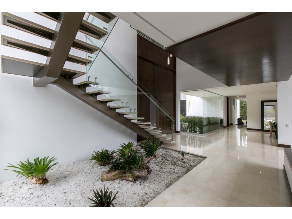 Casa en arriendo en Guayabito, Medellín · foto 4 de 17
