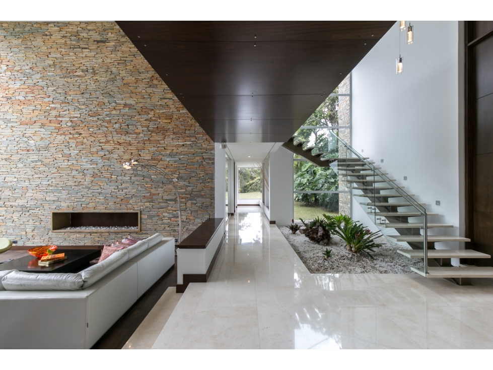 Casa en arriendo en Guayabito, Medellín · foto 9 de 17