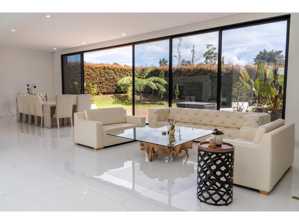 4BR House in Las palmas (550 m²)