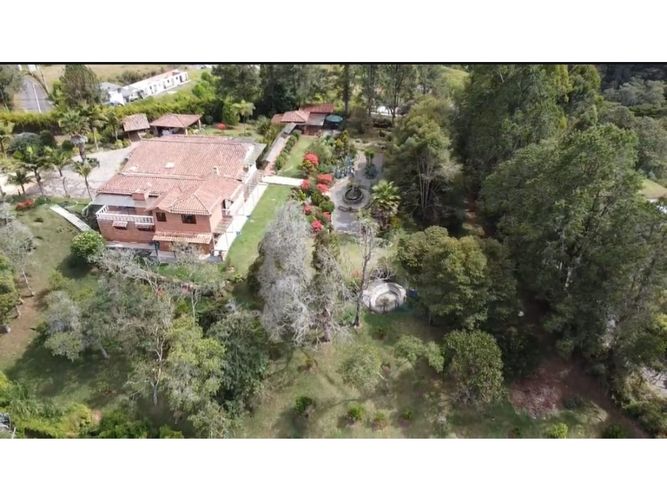 Casa de 4 alcobas en venta en Las Palmas, Envigado, 500 m² · foto 17 de 18
