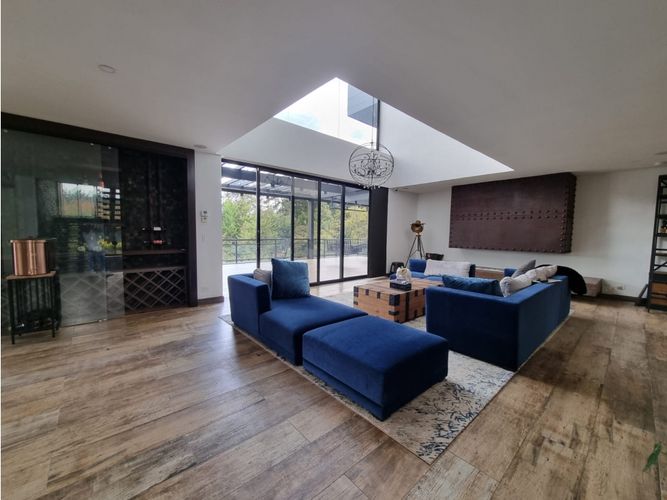 Casa de 4 alcobas en venta en Vía Las Palmas, Medellín, 563 m² · foto 7 de 24