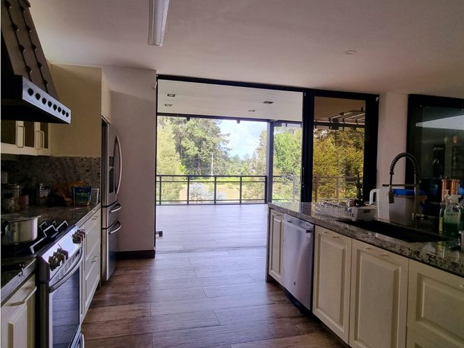 Casa de 4 alcobas en venta en Vía Las Palmas, Medellín, 563 m² · foto 17 de 24