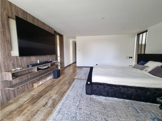 Casa de 4 alcobas en venta en Vía Las Palmas, Medellín, 563 m² · foto 18 de 24