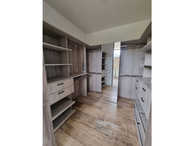 Casa de 4 alcobas en venta en Vía Las Palmas, Medellín, 563 m² · foto 24 de 24