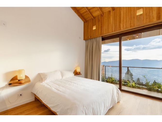 Casa de 4 alcobas en venta en Las Palmas, Medellín, 635 m² · foto 8 de 21