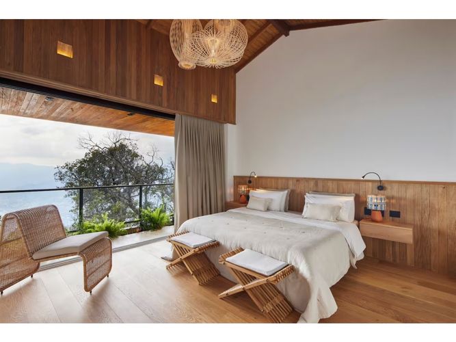 Casa de 4 alcobas en venta en Las Palmas, Medellín, 635 m² · foto 11 de 21
