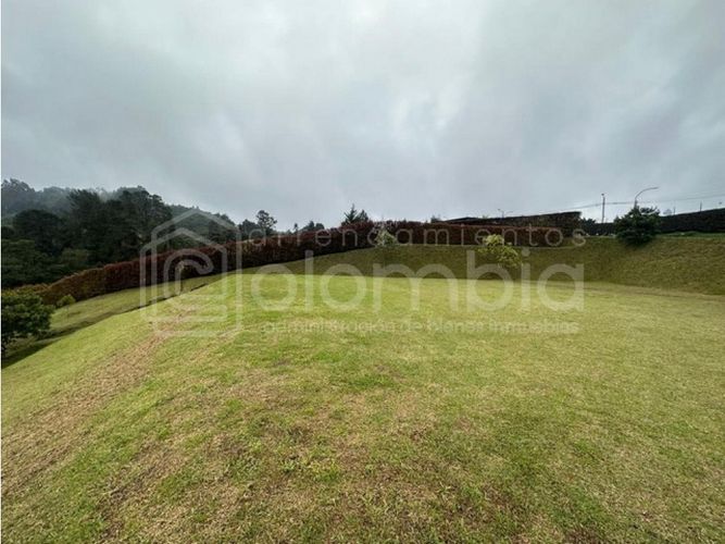Lote en venta en Pantanillo, Envigado, 2151 m² · foto 10 de 22