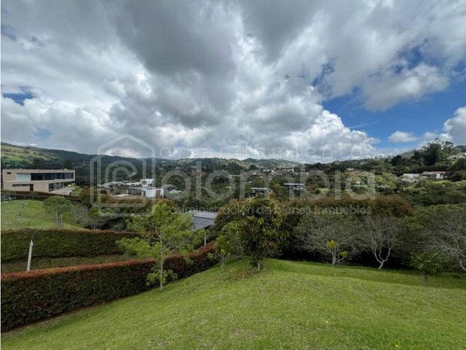 Lote en venta en Pantanillo, Envigado, 2151 m² · foto 19 de 22
