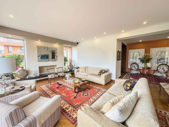 Apartamento en venta en Santa Barbara Alta, Bogotá · foto 4 de 22