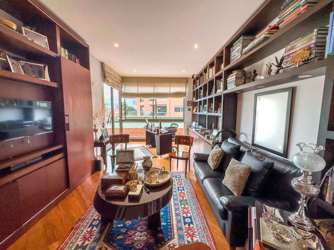 Apartamento en venta en Santa Barbara Alta, Bogotá · foto 7 de 22