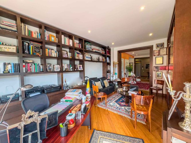 Apartamento en venta en Santa Barbara Alta, Bogotá · foto 9 de 22