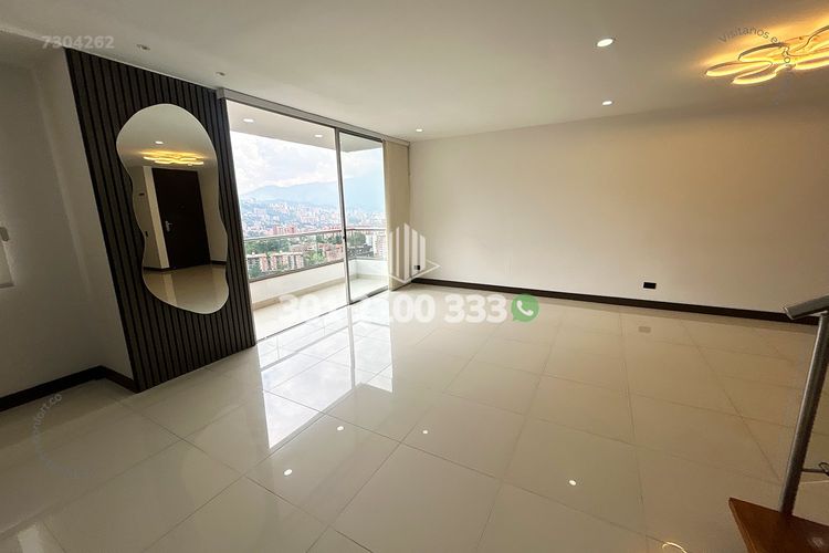Apartamento de 3 alcobas en venta en Loma Del Chocho, Envigado, 110 m² · foto 2 de 24