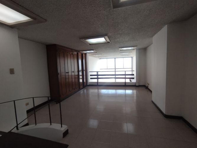 Oficina en arriendo en Laureles, Medellín, 73 m² · foto 3 de 15