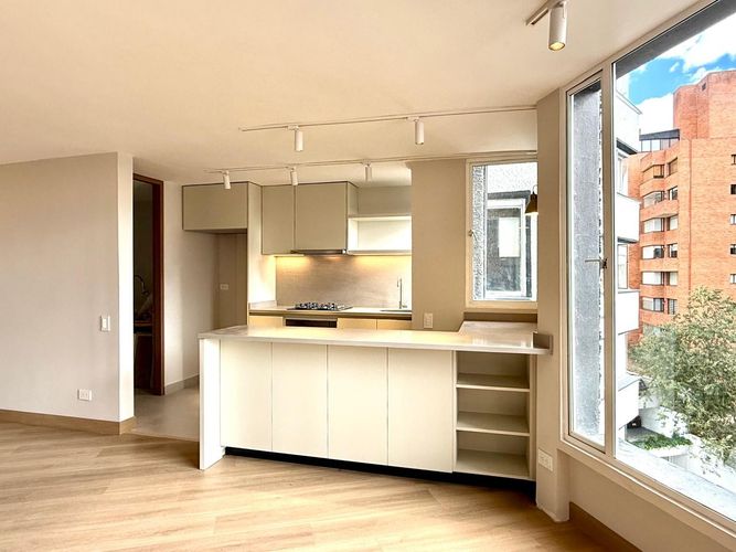 Apartamento en venta en El Retiro, Bogotá · foto 3 de 14