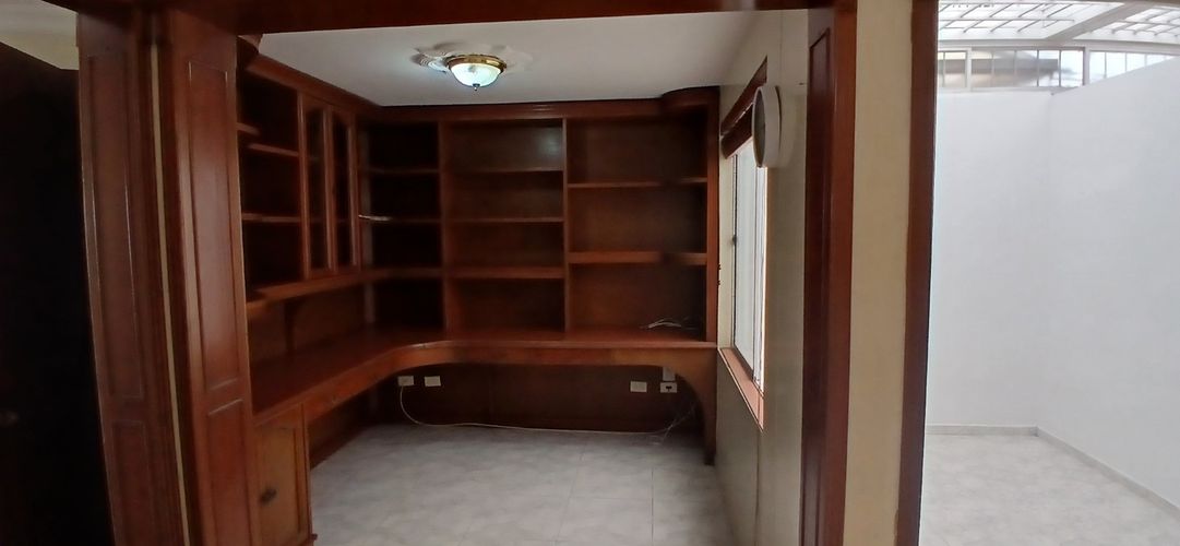 Casa de 3 alcobas en venta en Versalles, Floridablanca, 110 m² · foto 14 de 22